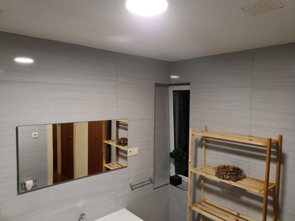 Ferienwohnung Casa Creixo - Moradia Completa T2 Guimarães Exterior foto